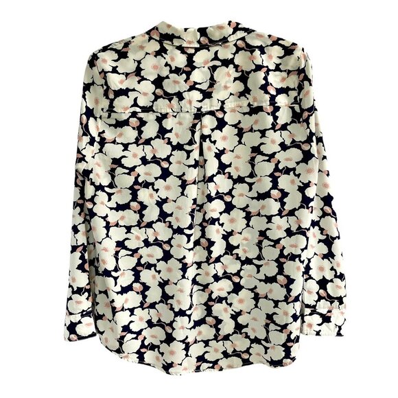 Skies Are Blue Kaulin Relaxed Floral Button Down Top White Blush Navy Print | PL - Picture 4 of 16